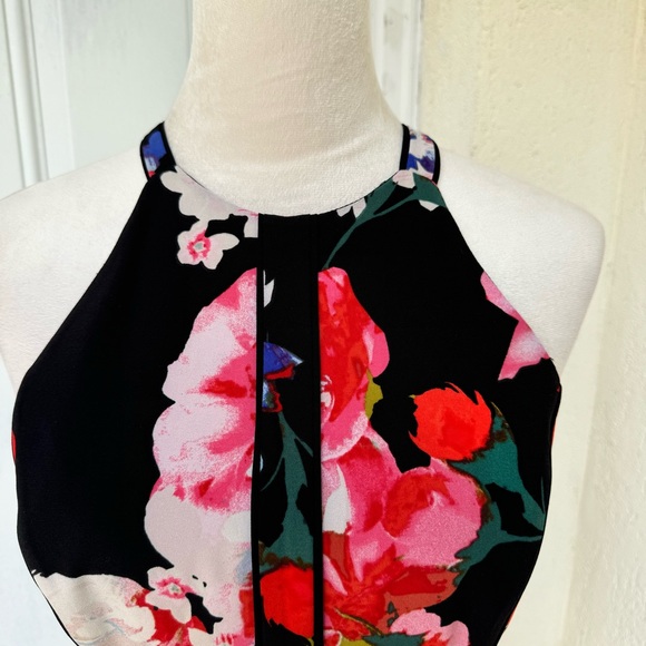 GUESS. Floral, Sleeveless Mini Dress. Vivid colors. Size 6. Zipper Closu… - Picture 3 of 11